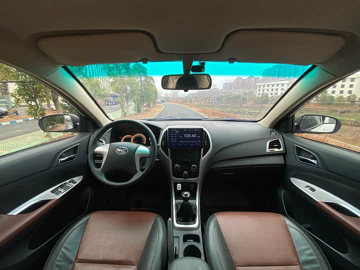 
								BYD F3 2018 1.5L Manual Fashion Edition 2018 full									