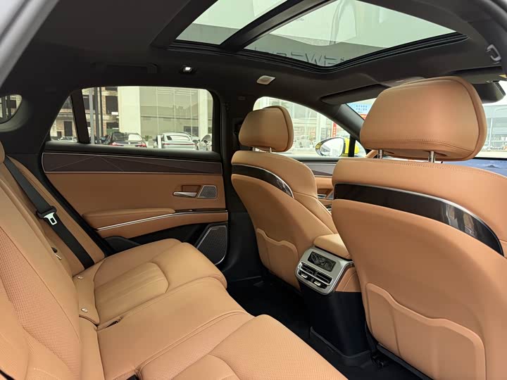 
								BYD Han L 2025 EV All-Wheel Drive LiDAR Flagship Model 2025 full									