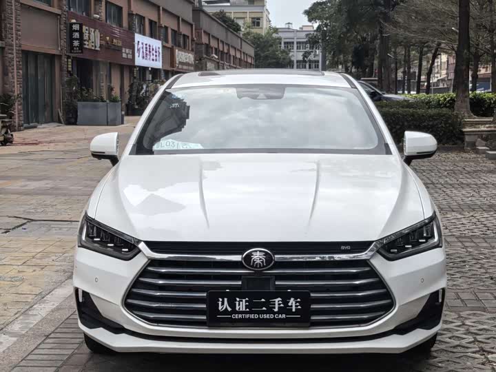 BYD Qin Pro 2019 Super Edition 1.5TI Automatic Intelligent Connected Premium Model 2019