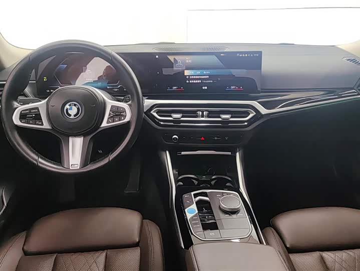 
								BMW i3 eDrive 35L 2022 full									