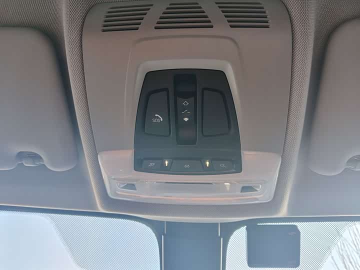 
								BMW X1 xDrive25Li Premium 2020 full									