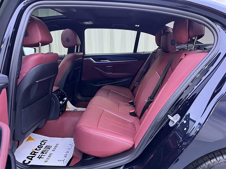 
								BMW 5 Series Facelift 530Li Leading M Sport Package 2022 full									