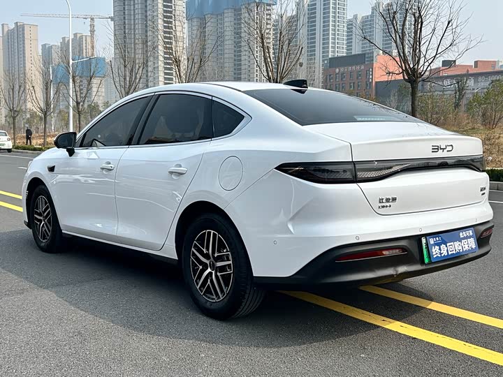 
								BYD Seal 05 DM-i 2025 DM-i Intelligent Driving Edition 2025 full									